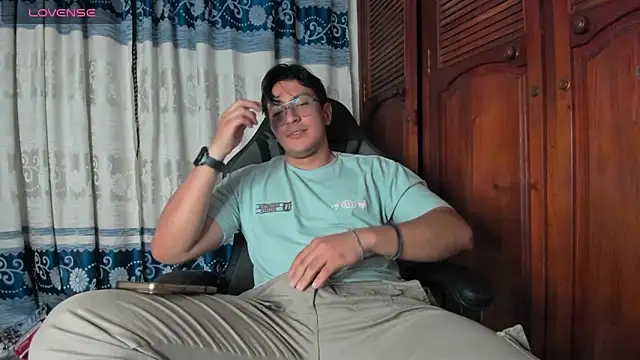 Amon  ashford online show from March 18, 1:52 am