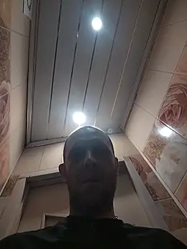 MaxDevilWhite online show from November 8, 7:11 am