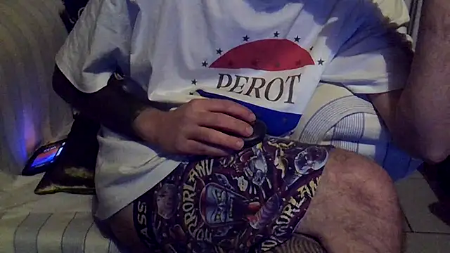 Damn bro23 online show from November 20, 8:40 pm