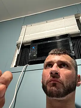 sexyhotstud12 online show from December 4, 2:51 am