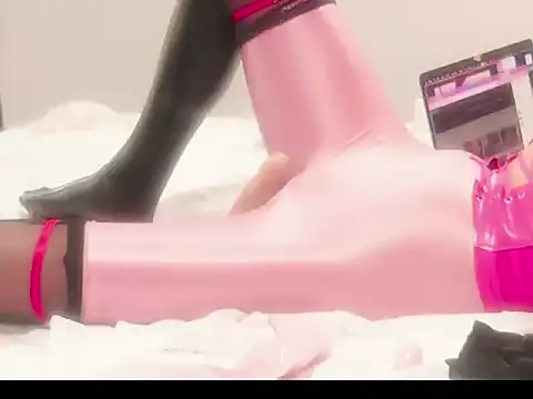 Cucked Sissy Bitch online show from November 9, 12:42 pm