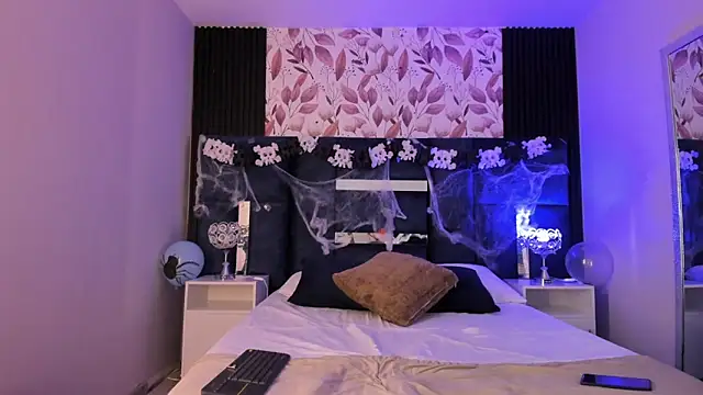 kaletattoo online show from October 31, 12:30 pm