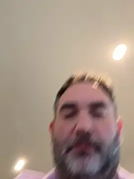 harrychest online show from April 10, 3:41 pm