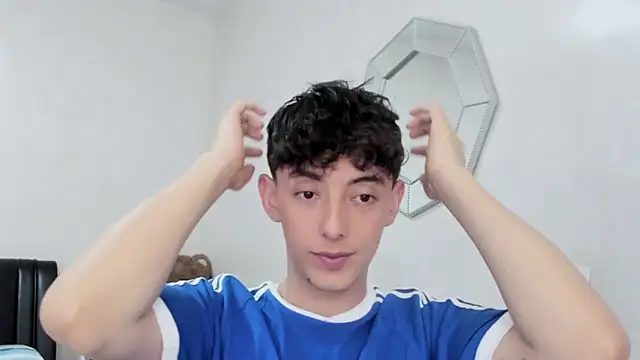 miketwink online show from March 3, 7:32 pm