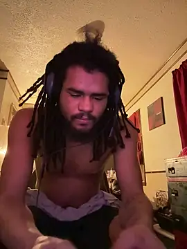 Snapshot of B3-Dindles chatting on March 19, 2:05 am B3-Dindles online show from March 19, 2:05 am