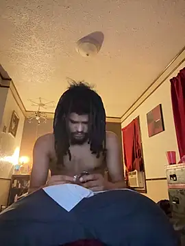 Snapshot of B3-Dindles chatting on March 20, 5:35 am B3-Dindles online show from March 20, 5:35 am