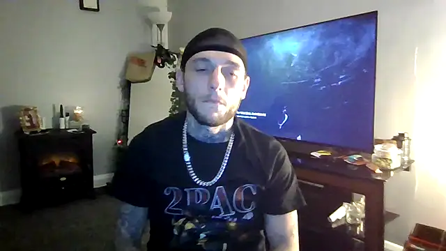 cruz815 online show from December 15, 11:46 pm