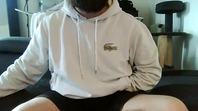 Snapshot of Zer_oki chatting on February 21, 12:28 pm Zer oki online show from February 21, 12:28 pm