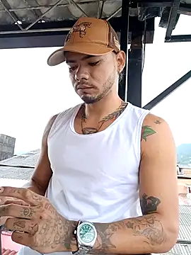 Niick01  online show from March 26, 8:13 pm