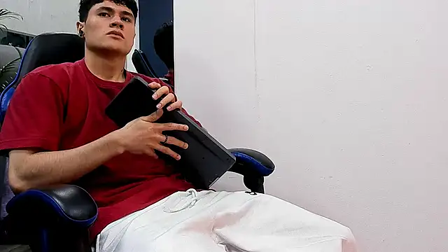 roan birkin online show from October 6, 7:29 pm