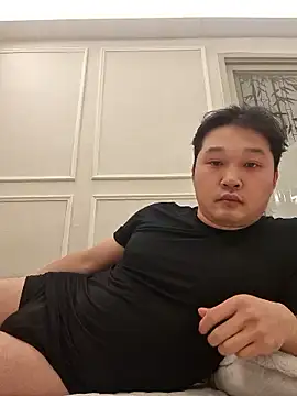 offwhite777 online show from January 7, 10:42 am