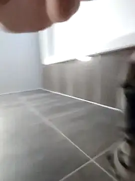 bouraktom6 online show from March 8, 7:40 pm