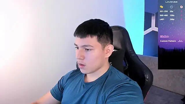 JamesCr  online show from January 15, 3:54 am