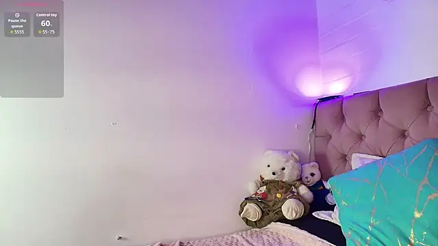 PepperTwink online show from November 11, 5:07 pm