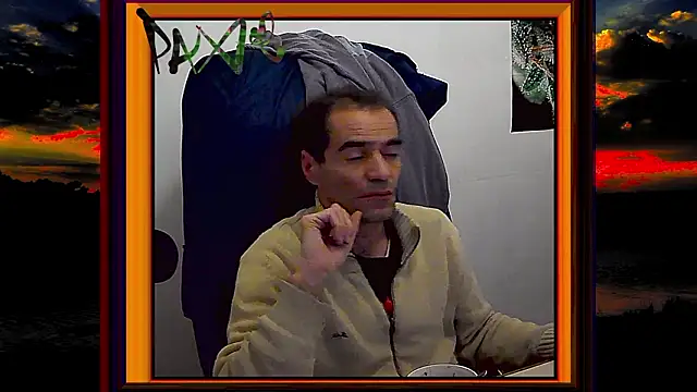 ReyDeBotones online show from February 27, 10:20 pm