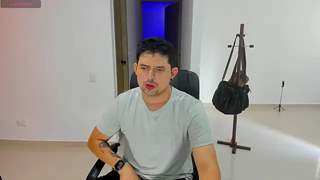 ILoveNYStyle online show from September 22, 8:19 pm