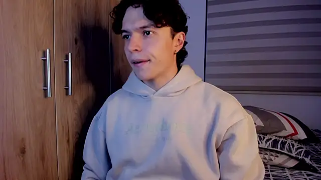 Mastrangelo xxx online show from January 16, 4:26 am