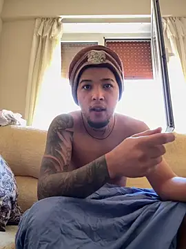 yeiyei oficial online show from October 2, 12:20 pm