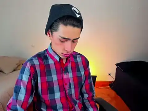 Snapshot of steve__gray chatting on February 16, 2:10 pm steve gray online show from February 16, 2:10 pm