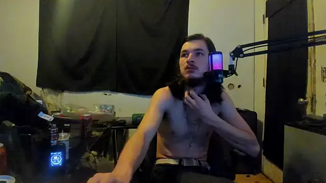 nuttyking2022 online show from February 5, 1:33 pm