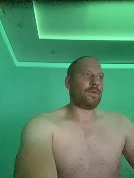 Krzysiekg123 online show from October 17, 10:14 pm