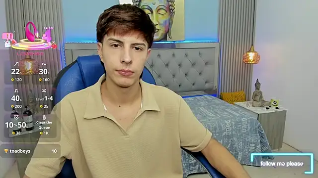 Estiv18  online show from December 3, 8:20 am