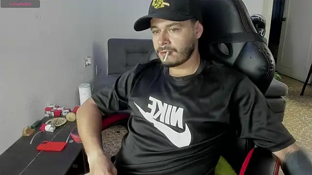 ragnar lothbrok777 online show from November 5, 9:28 pm