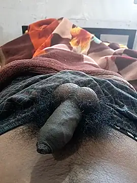 boyyouwant33 online show from February 14, 11:10 am