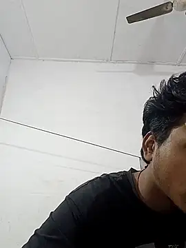 boyyouwant33 online show from February 12, 2:10 pm