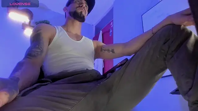 K cique online show from October 30, 12:02 am