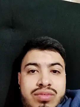 Snapshot of ChiquitO636 chatting on February 15, 8:44 am ChiquitO636 online show from February 15, 8:44 am