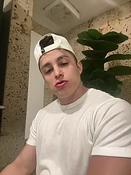 jalejoc1 online show from March 4, 1:45 am