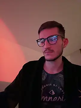 Snapshot of yoyoboy988 chatting on March 1, 9:26 pm yoyoboy988 online show from March 1, 9:26 pm