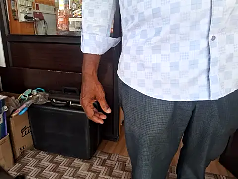 samdavid162 online show from March 13, 5:00 am