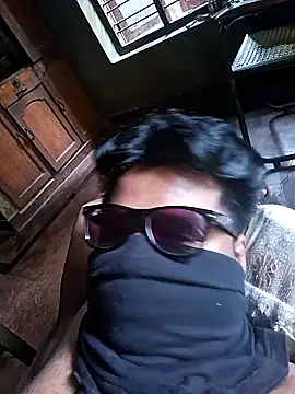 samdavid162 online show from March 2, 4:18 am