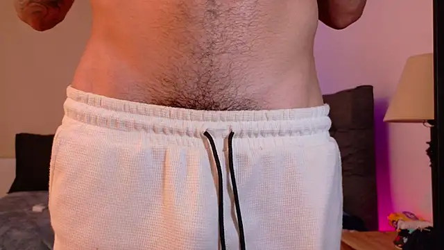 eross chipre  online show from February 7, 7:41 pm