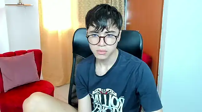 Snapshot of liam_orion chatting on February 28, 7:03 pm liam orion online show from February 28, 7:03 pm