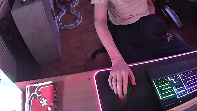 DerGeileLoveboy online show from November 23, 8:09 pm