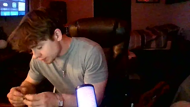 JCstrings online show from March 7, 4:34 am