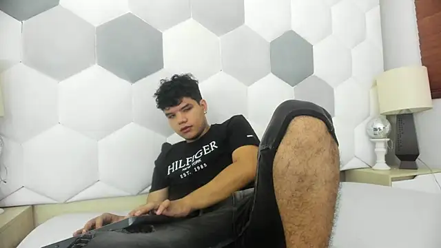 Axel Forte online show from February 4, 1:17 pm