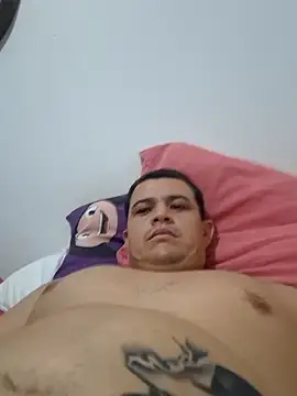 comcoroas online show from February 23, 11:58 pm