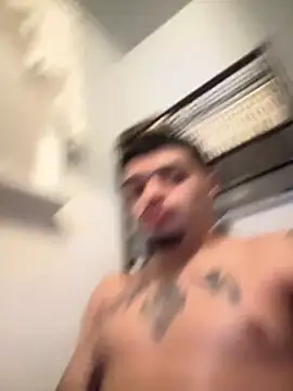 papiVilla23 online show from October 19, 4:06 am