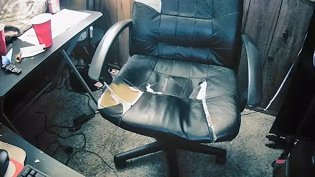 Chocolate9inch online show from February 28, 12:20 am