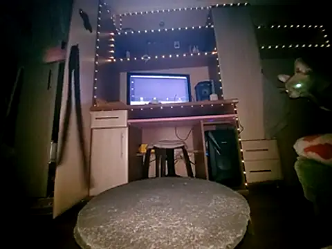 Nike-reactor online show from March 2, 8:05 pm