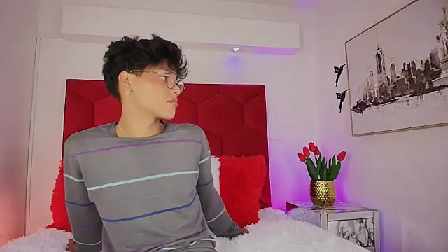 Jonas Rivers online show from September 15, 1:34 pm