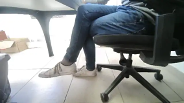 GM51-1988 online show from November 17, 2:42 pm