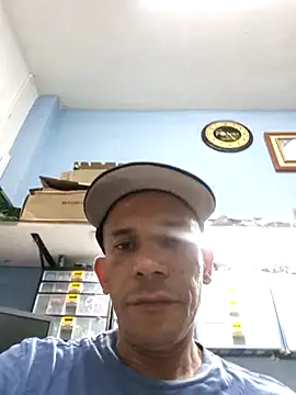 karlossan24 online show from January 18, 11:29 pm