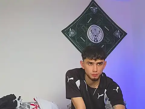 samevansx  online show from October 31, 3:04 pm