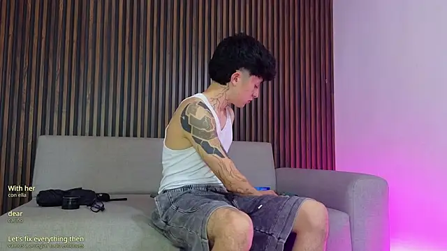 troy rouge online show from September 19, 7:57 pm