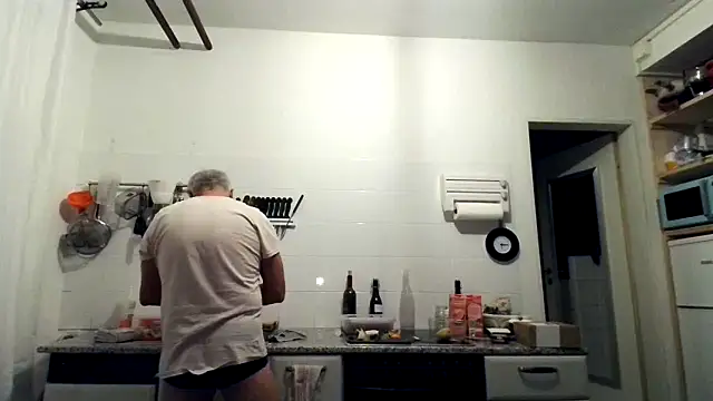 Berg Boy online show from October 17, 4:16 am